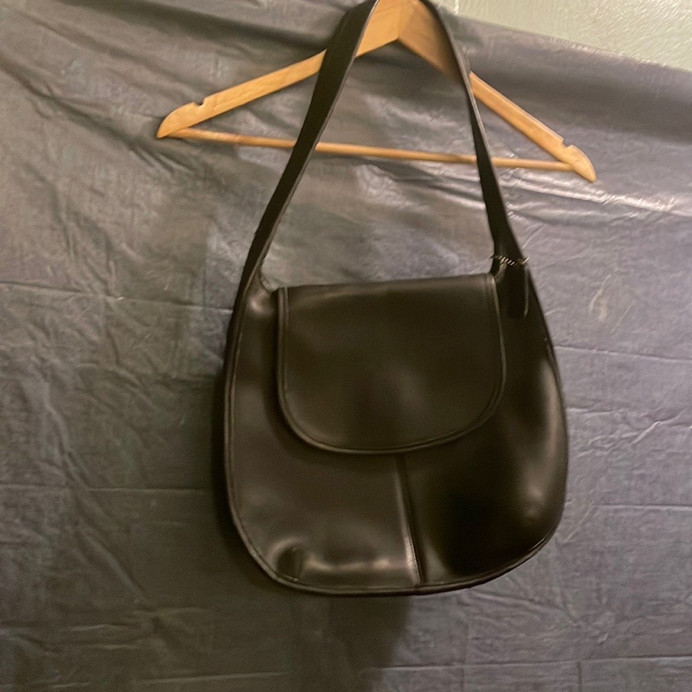 Original Coach Bag (Classic)-Coach Vintage Leather Crossbody | Color: Black